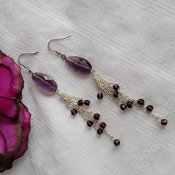 ⭐️2/$15 Purple dangle earrings - Picture 1 of 3